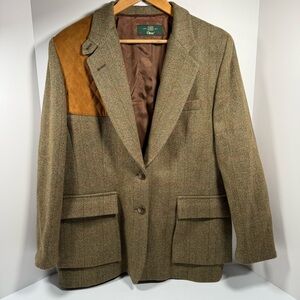 Orvis Brown Tweed Blazer with Camel Patch